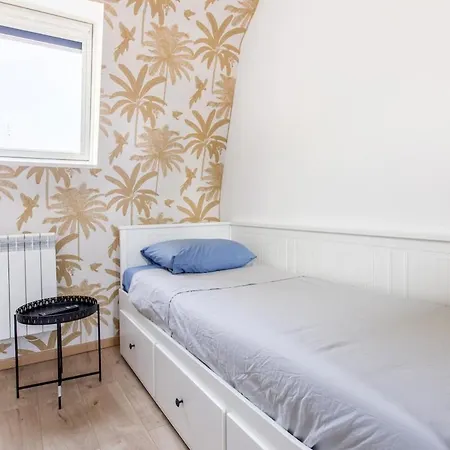 Cosy House 5 5 Bathrooms Close Commodities