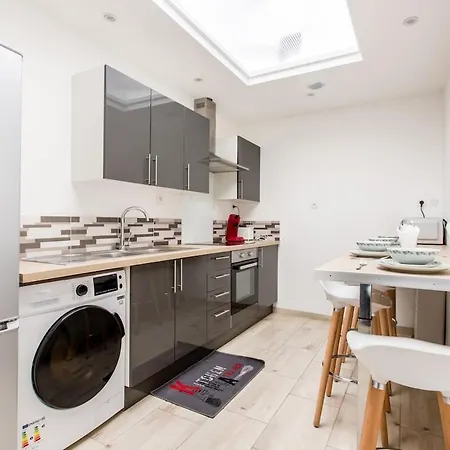 Cosy House 5 5 Bathrooms Close Commodities * Roubaix