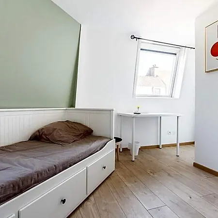 Cosy House 5 5 Bathrooms Close Commodities *